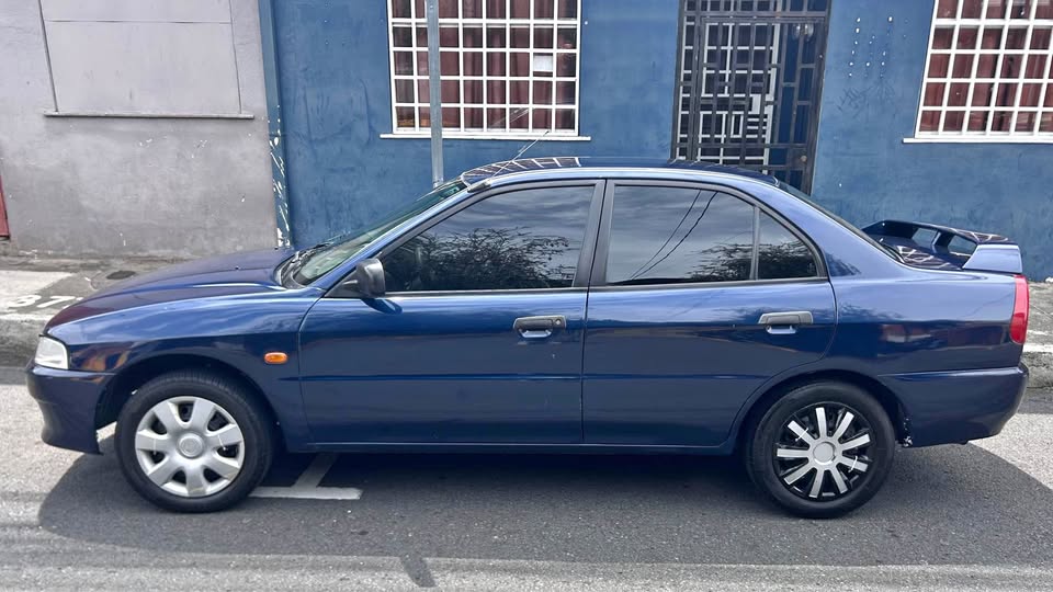 2000 Mitsubishi Lancer - foto 3