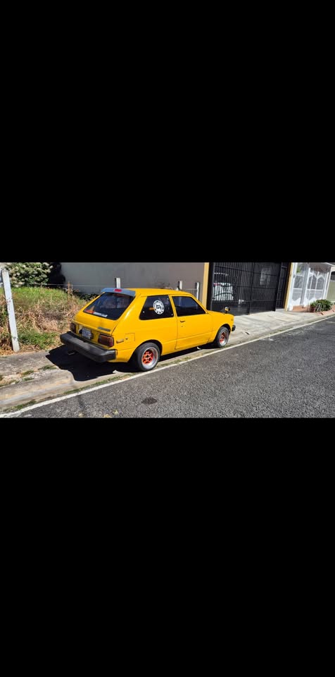 1981 Toyota Starlet - foto 3