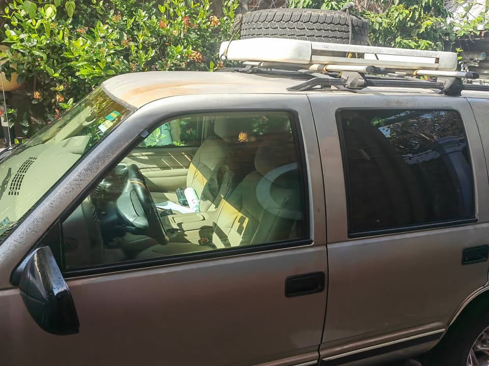 1999 Chevrolet Tahoe - foto 3