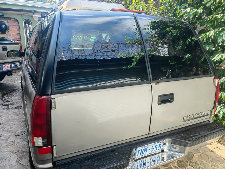 1999 Chevrolet Tahoe - foto 4