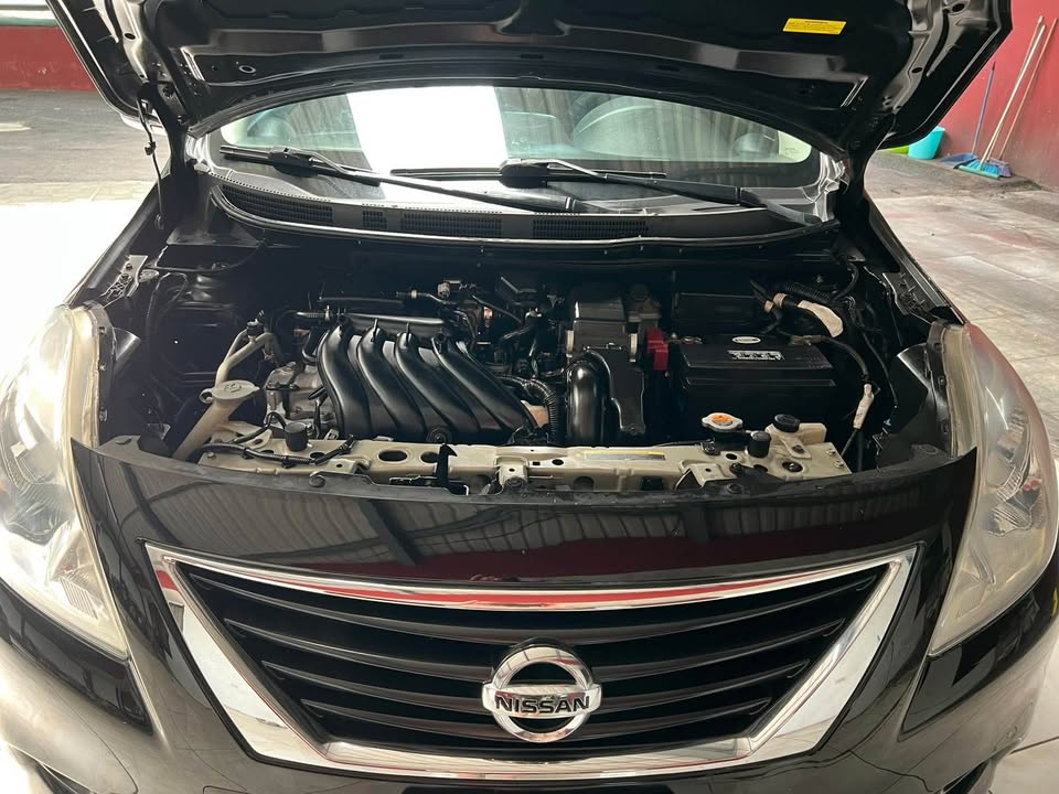 2012 Nissan Versa - foto 2