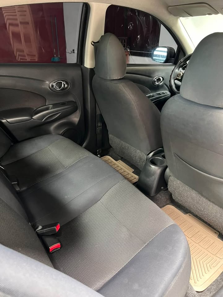 2012 Nissan Versa - foto 4