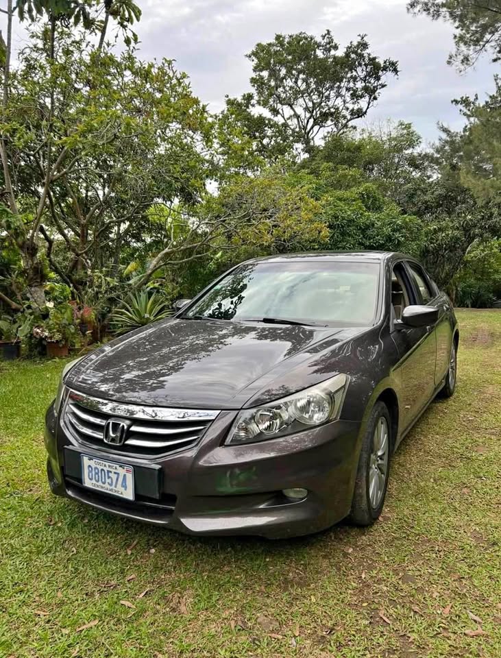 2011 Honda Accord - foto 3