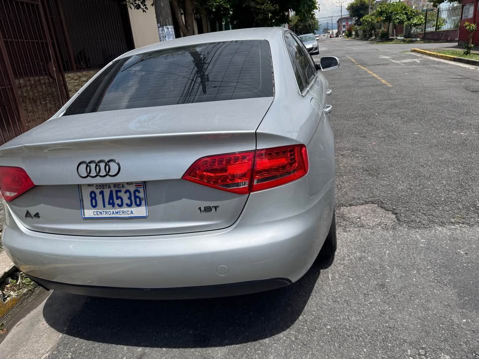 2010 Audi A4 - foto 4