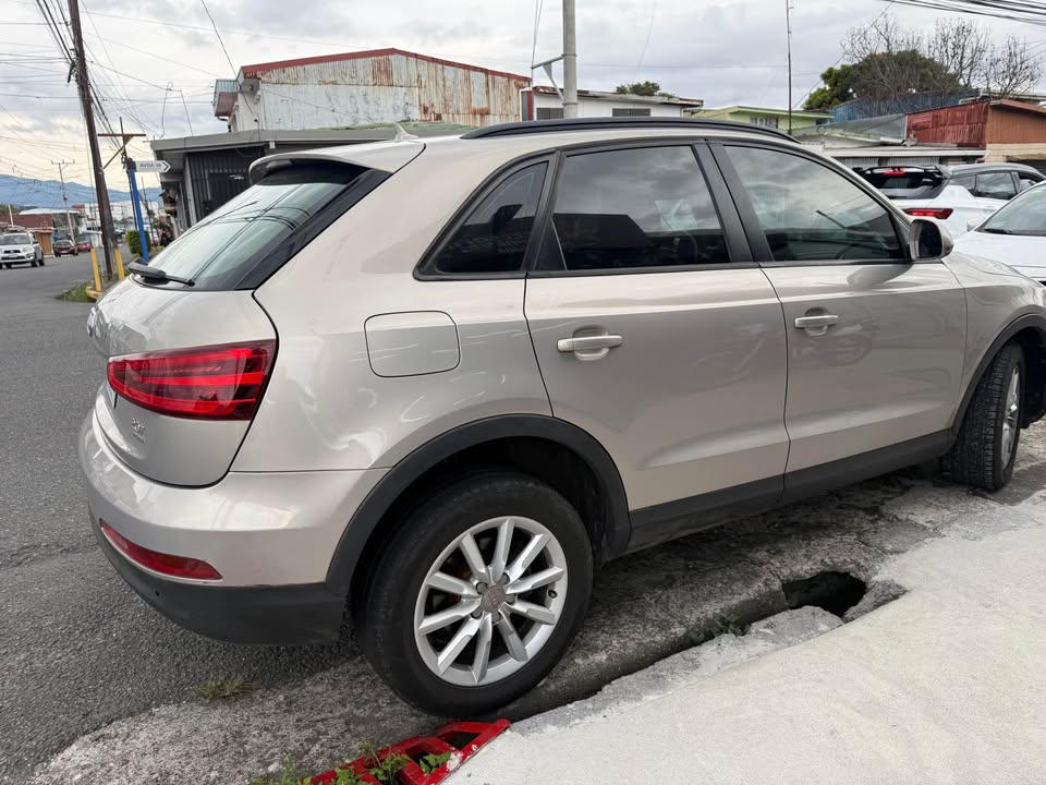 2014 Audi Q3 - foto 2