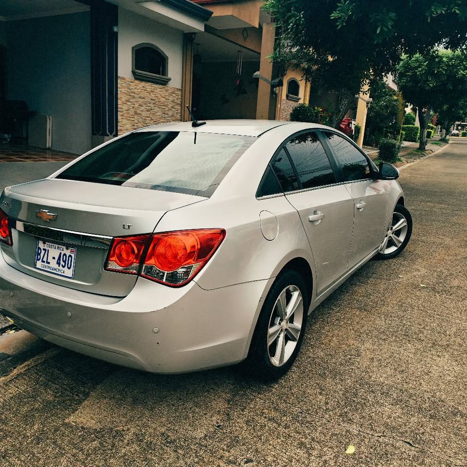 2012 Chevrolet Cruze - foto 3