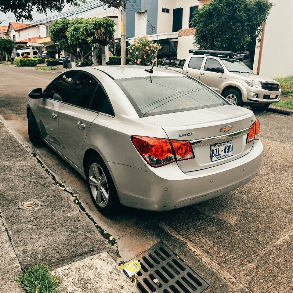 2012 Chevrolet Cruze - foto 5