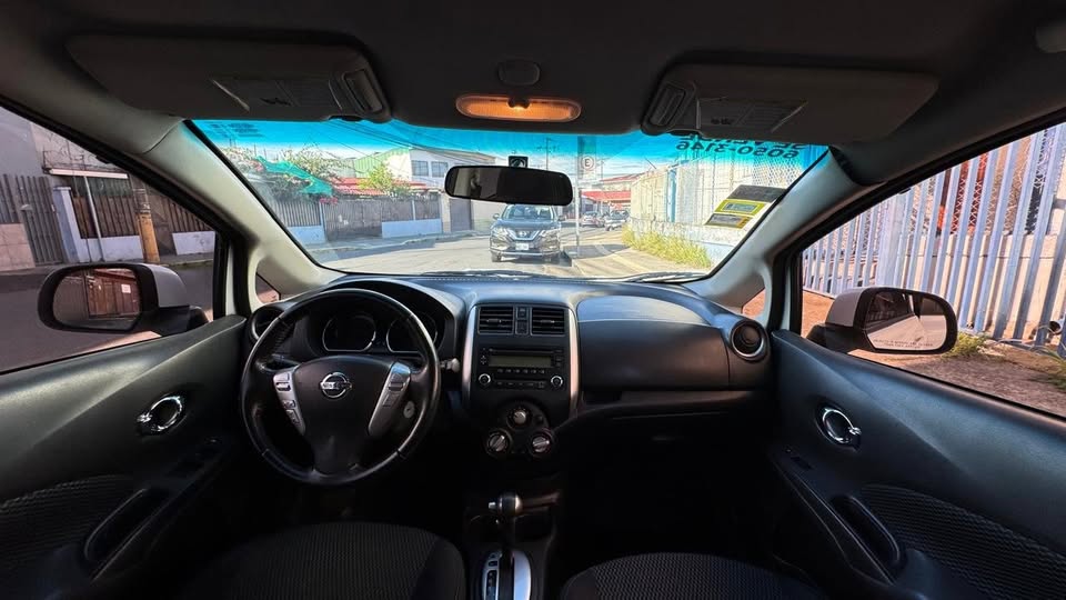2014 Nissan Versa - foto 2