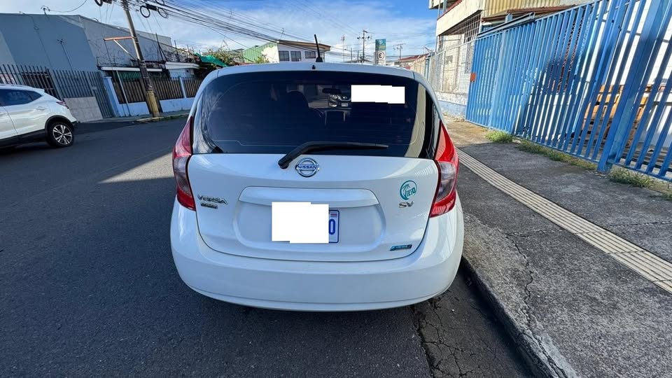 2014 Nissan Versa - foto 4