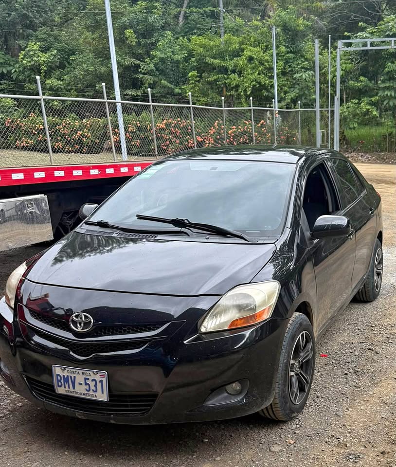 2008 Toyota Yaris - foto 3