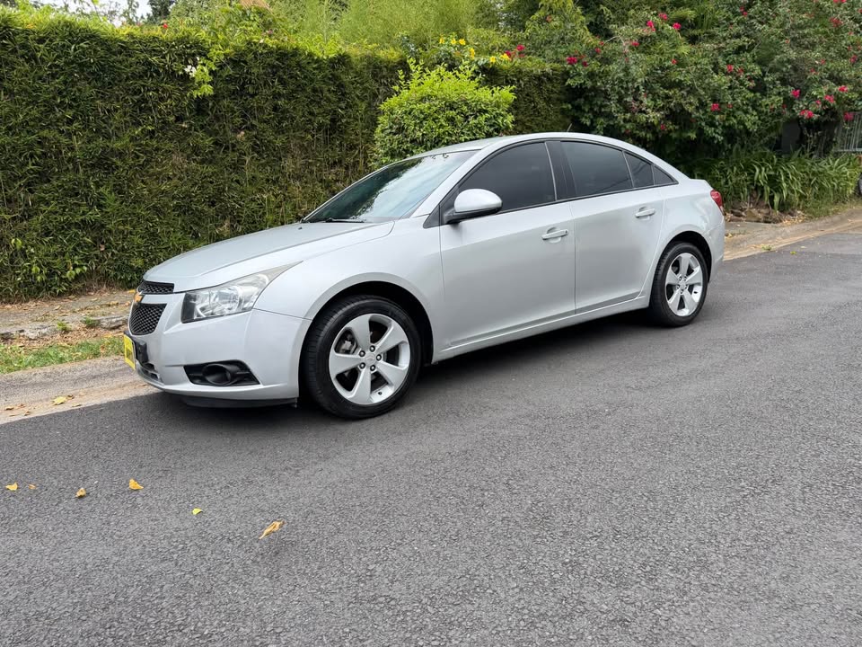 2011 Chevrolet Cruze - foto 2