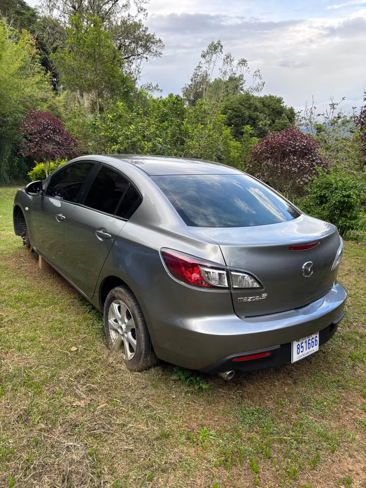2011 Mazda Mazda3 - foto 5