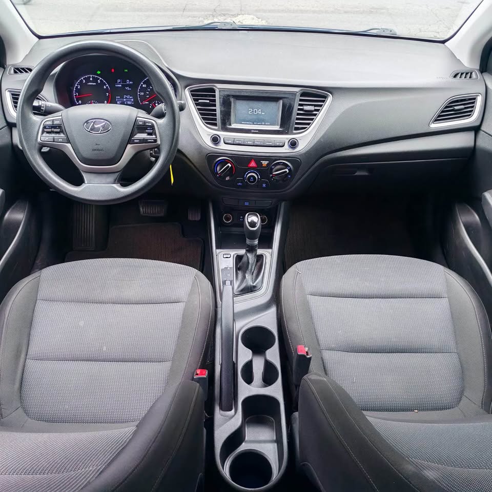 2021 Hyundai Accent - foto 4