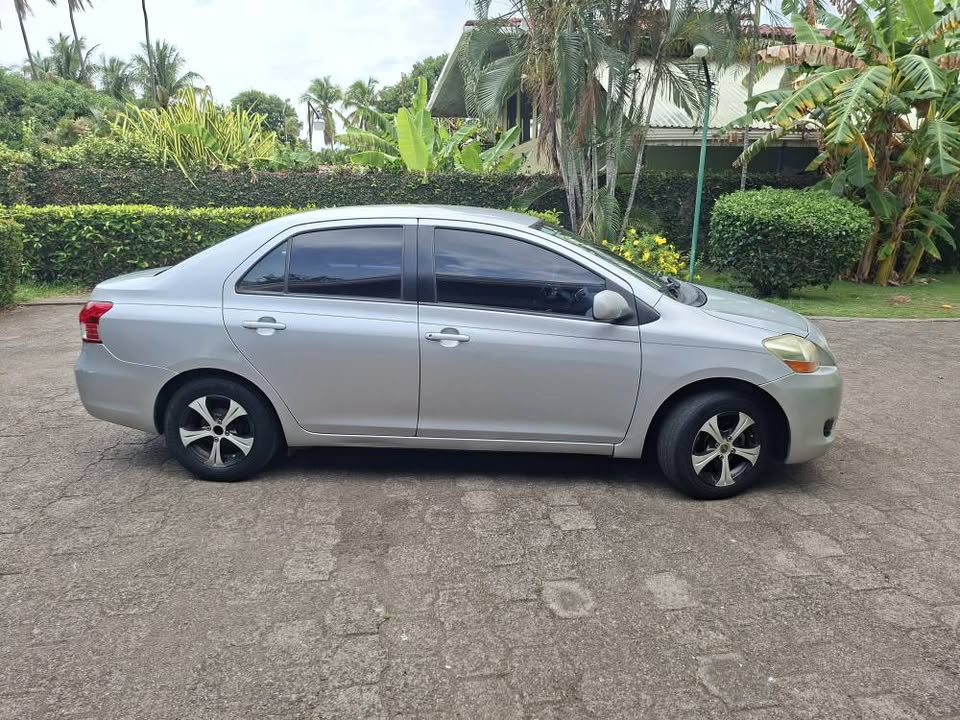 2008 Toyota Yaris - foto 4