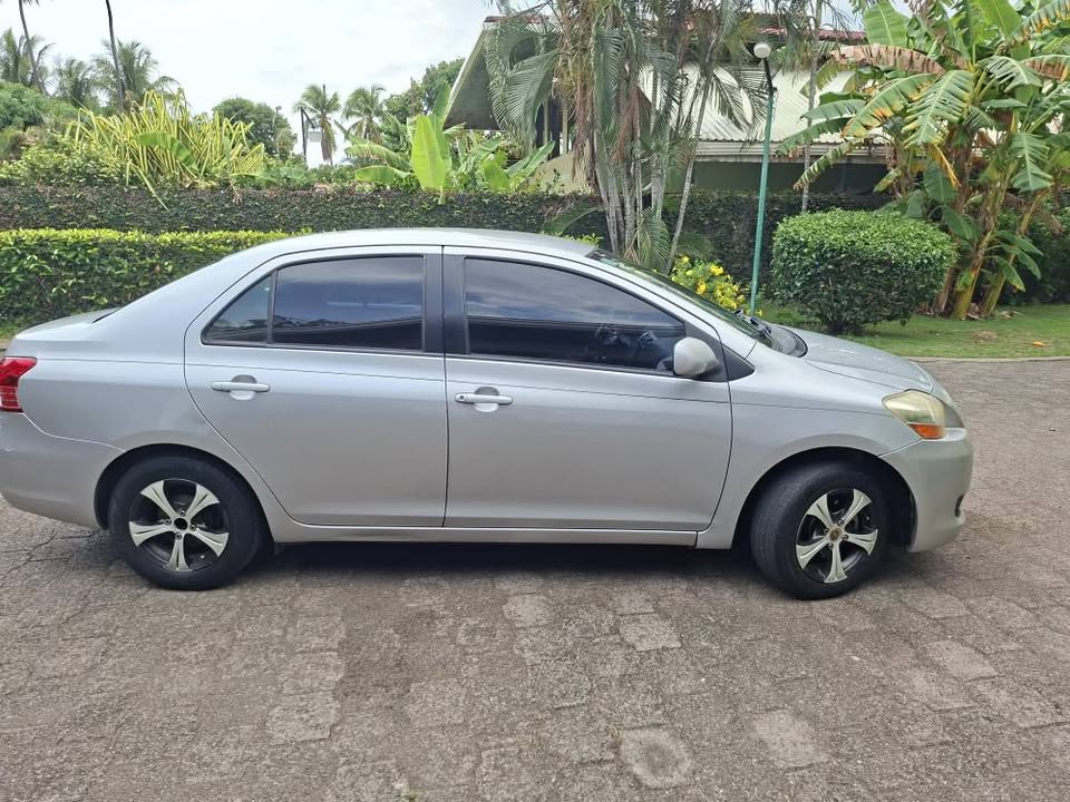 2008 Toyota Yaris - foto 5