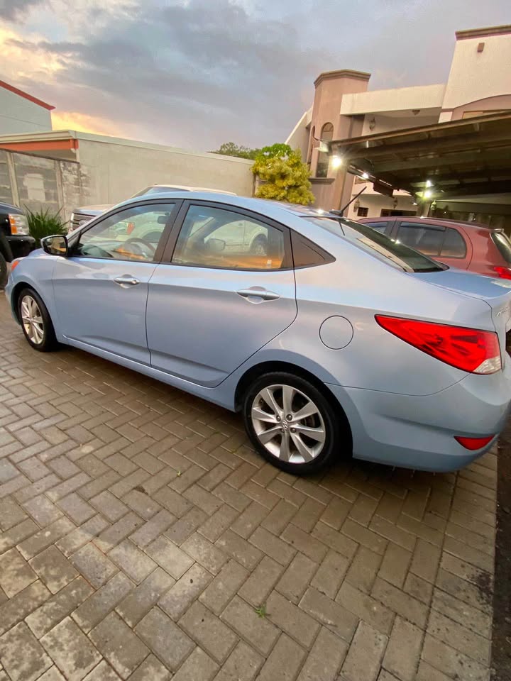 2014 Hyundai Accent - foto 3