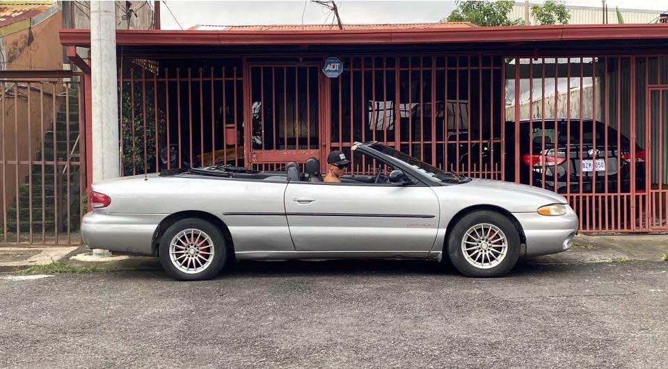 2000 Chrysler Sebring - foto 2