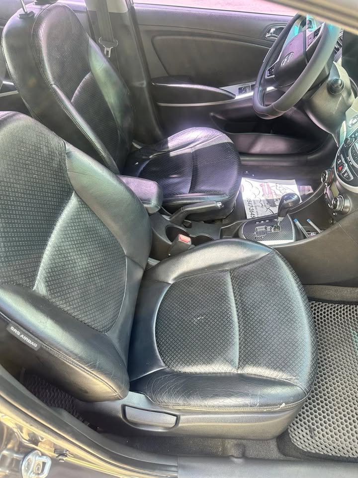 2011 Hyundai Accent - foto 5