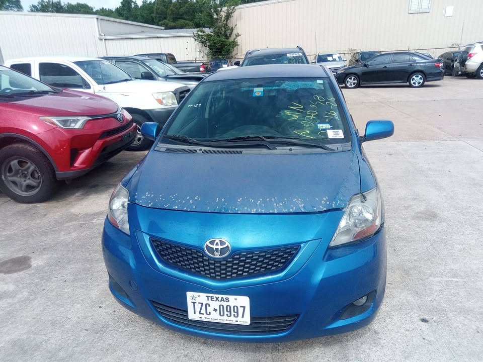 2010 Toyota Yaris - foto 3