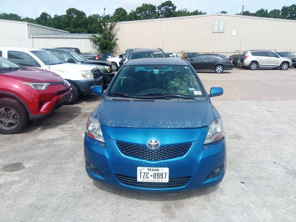 2010 Toyota Yaris - foto 4