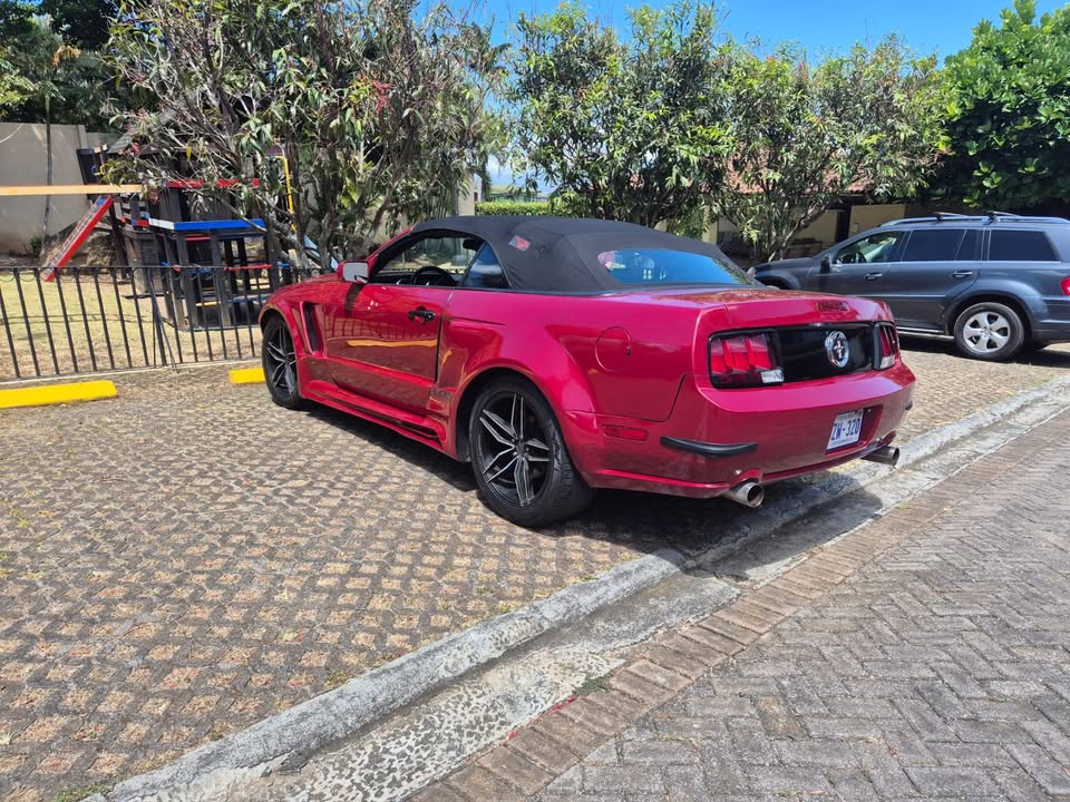 2005 Ford Mustang - foto 3