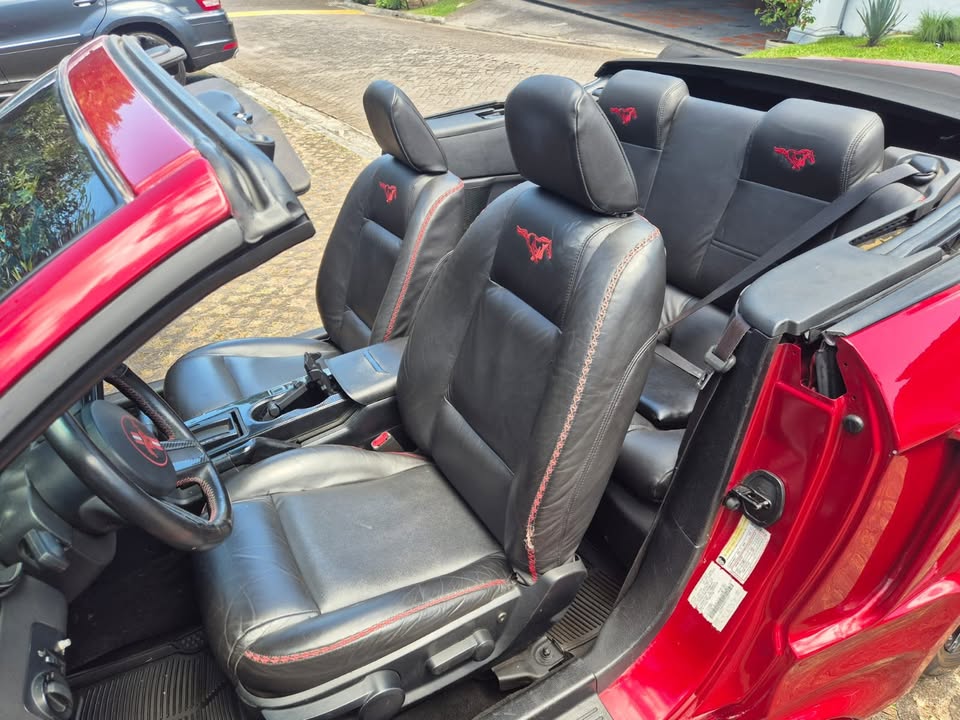 2005 Ford Mustang - foto 5