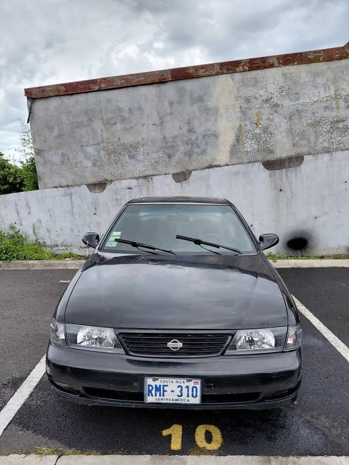 1995 Nissan Sentra - foto 4