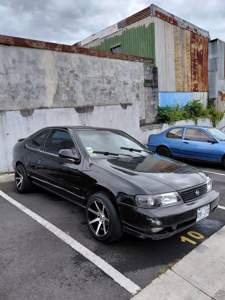 1995 Nissan Sentra - foto 5
