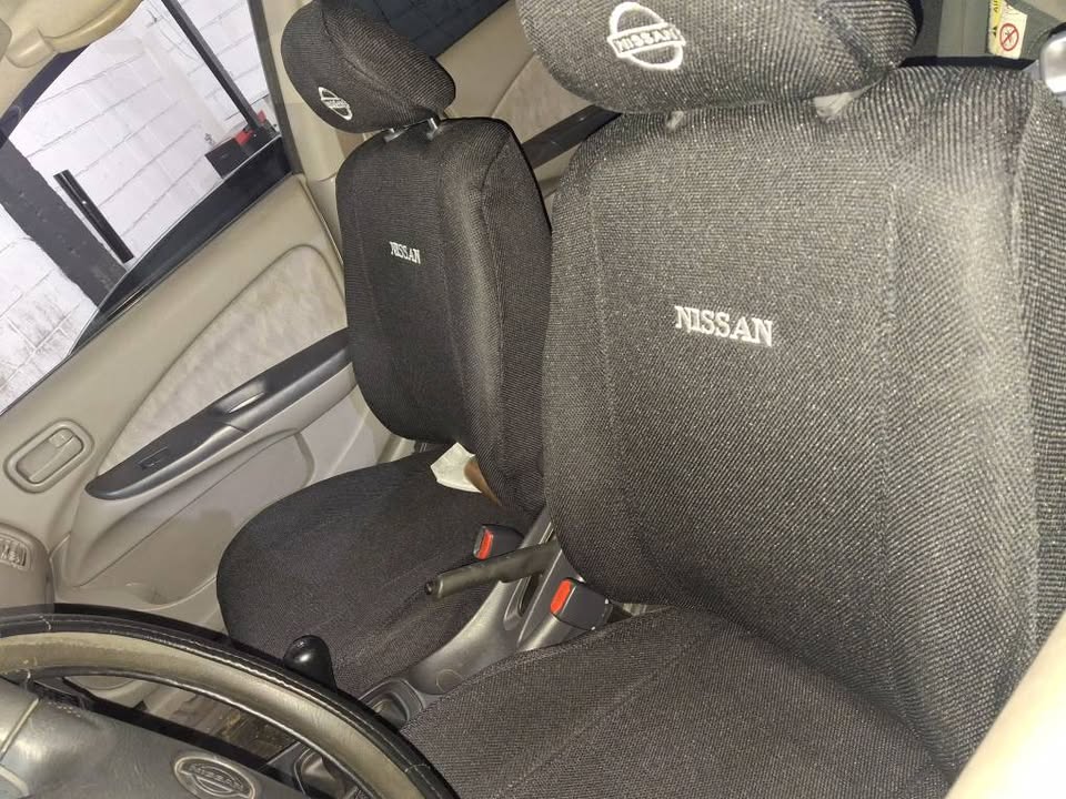 2003 Nissan Almera - foto 2