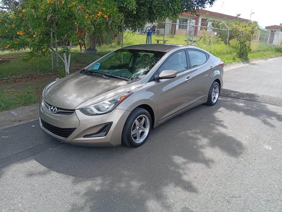 2016 Hyundai Elantra - foto 2