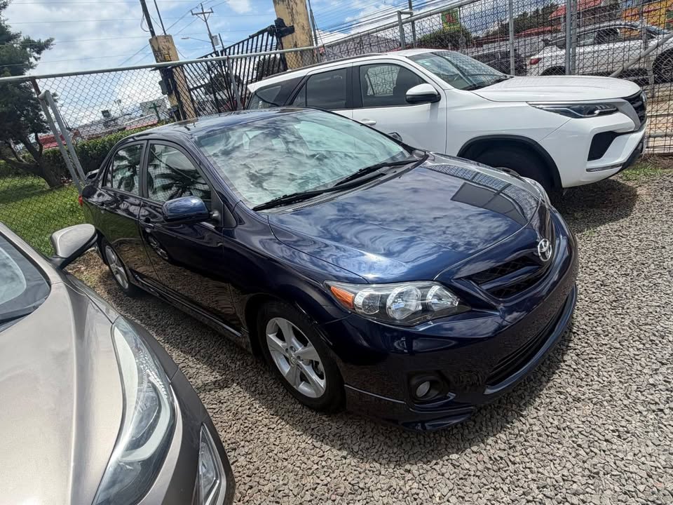 2012 Toyota Corolla - foto 2