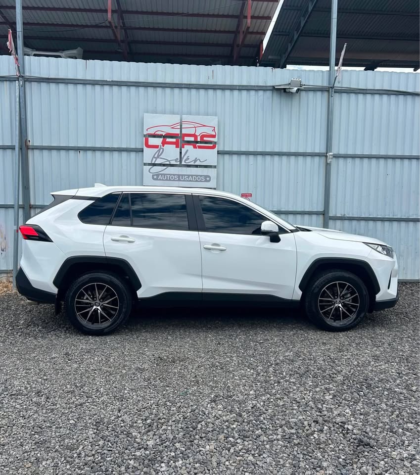 2024 Toyota RAV4 - foto 4