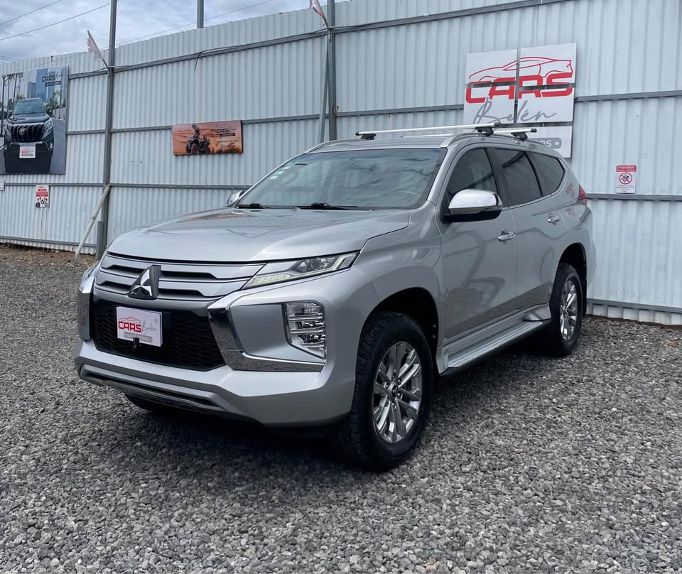 2022 Mitsubishi Montero - foto 5