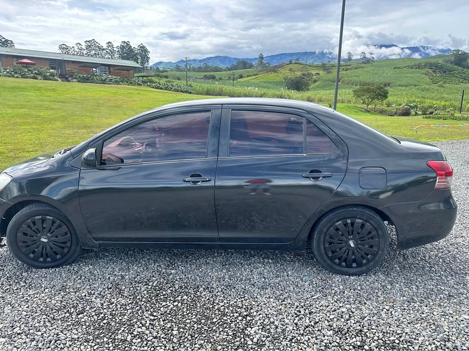 2007 Toyota Yaris