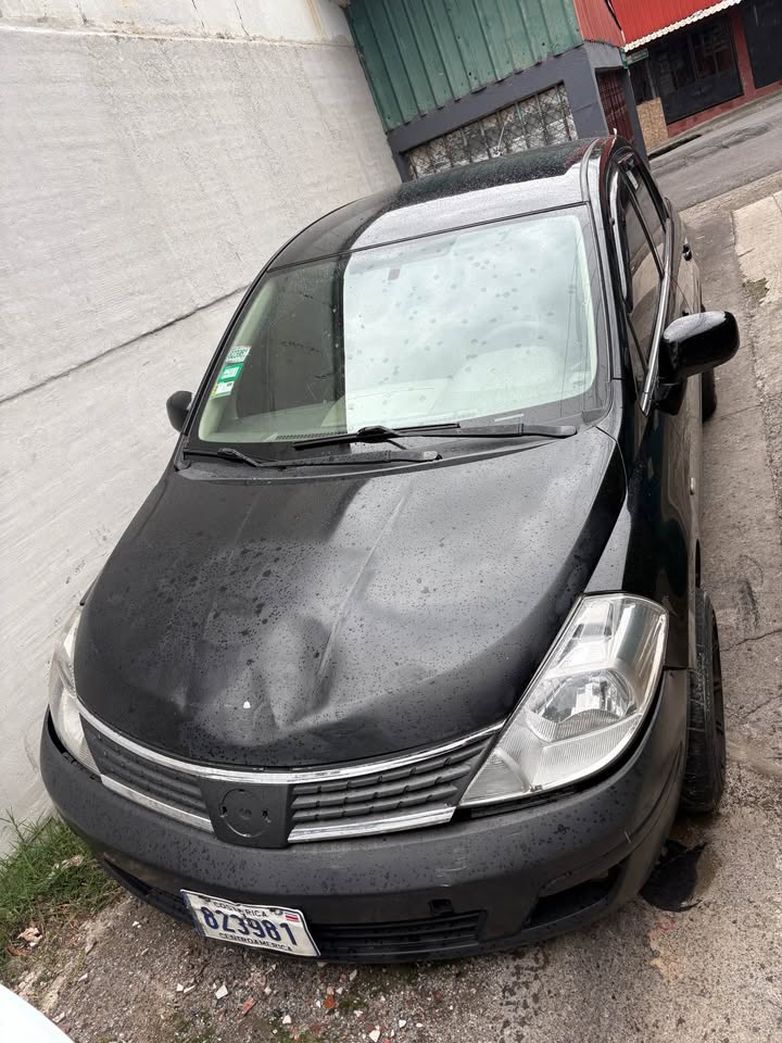 2010 Nissan Tiida - foto 3