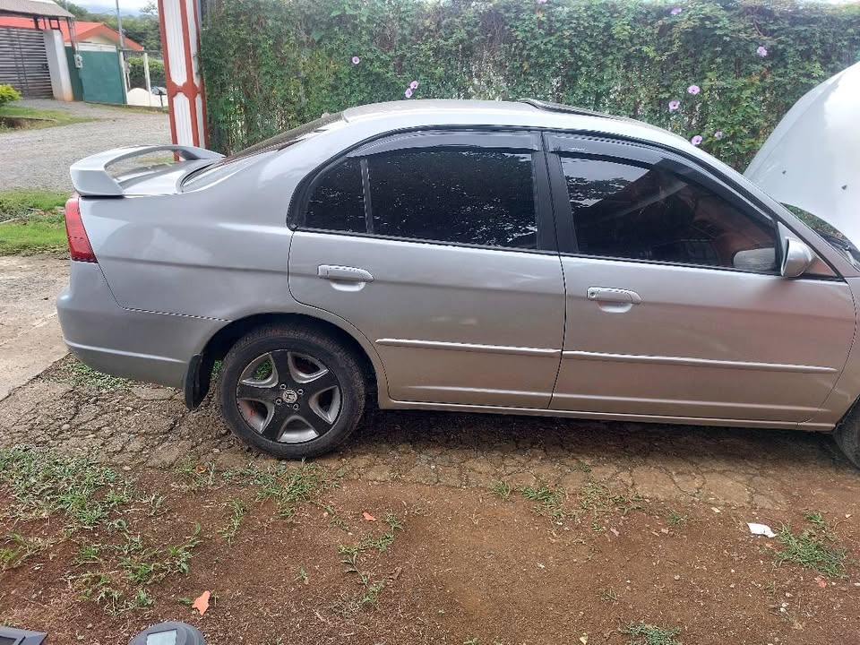 2001 Honda Civic - foto 2