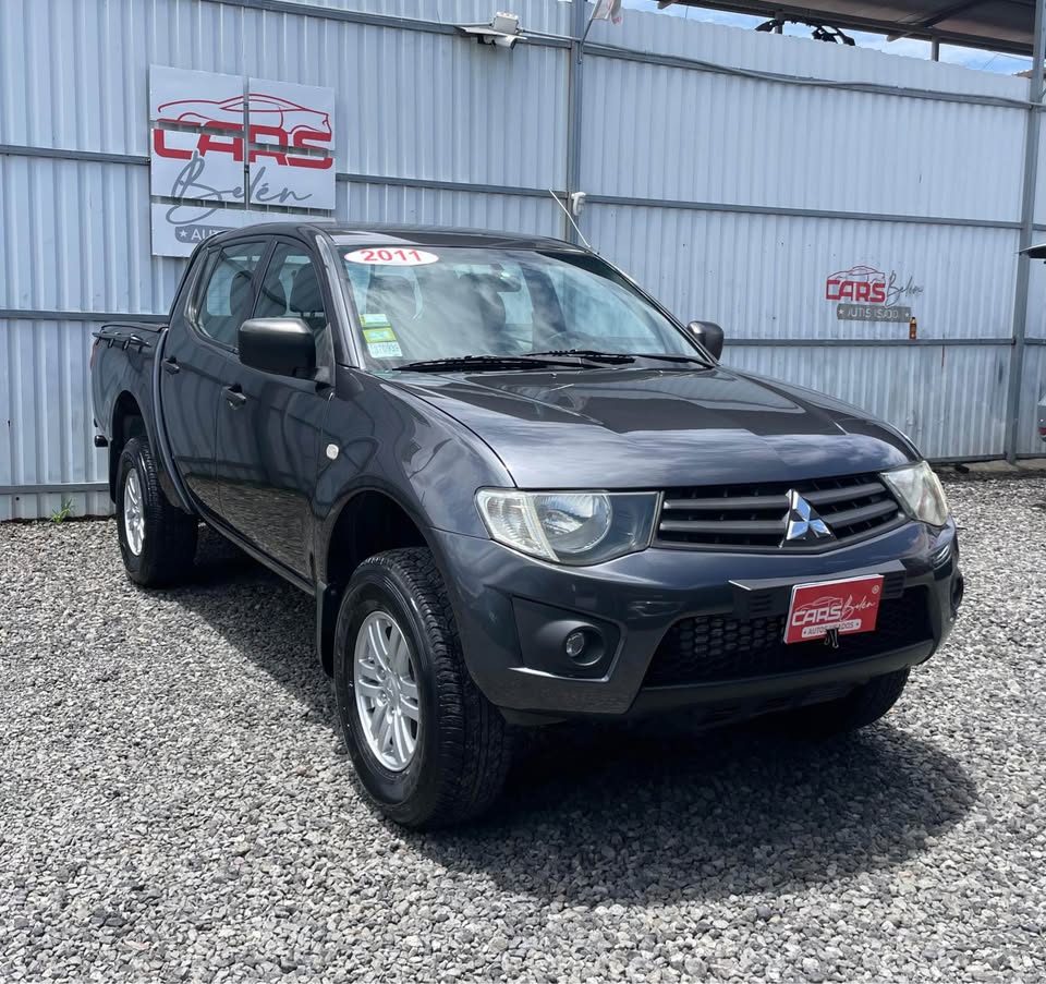 2011 Mitsubishi Other - foto 3
