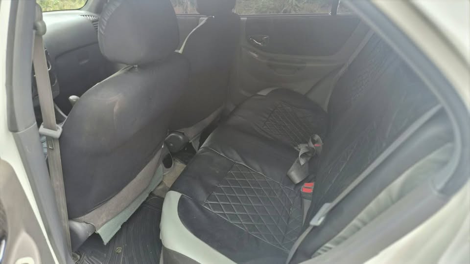 2000 Hyundai Verna - foto 4