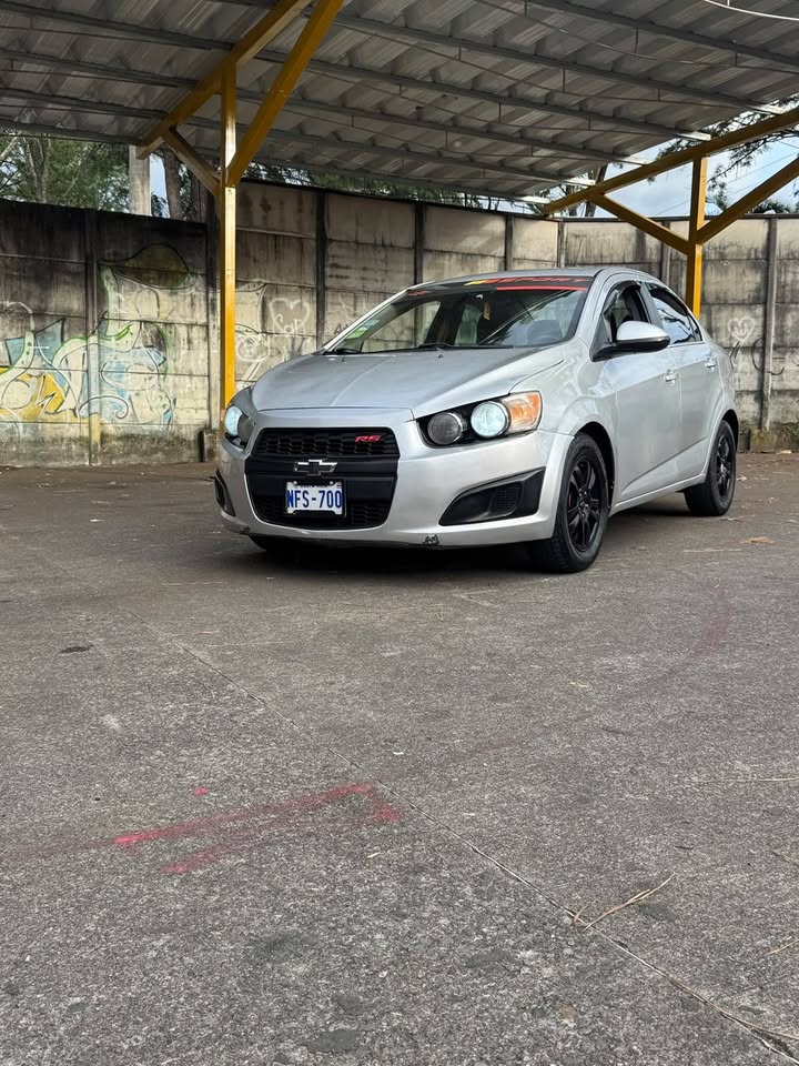2012 Chevrolet Sonic - foto 3