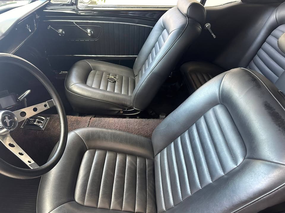 2026 Ford Mustang - foto 2