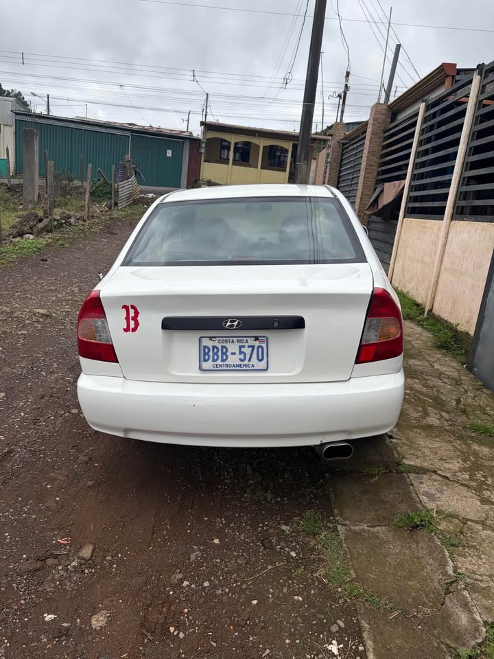 2000 Chevrolet Tracker - foto 2