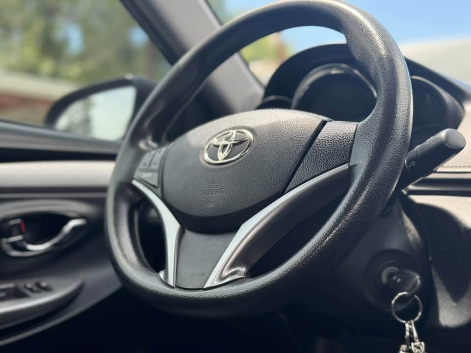 2014 Toyota Yaris - foto 2