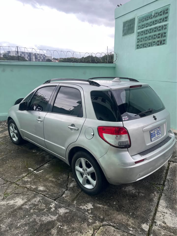 2007 Suzuki SX4 - foto 2