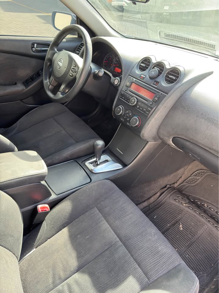 2010 Nissan Other - foto 5