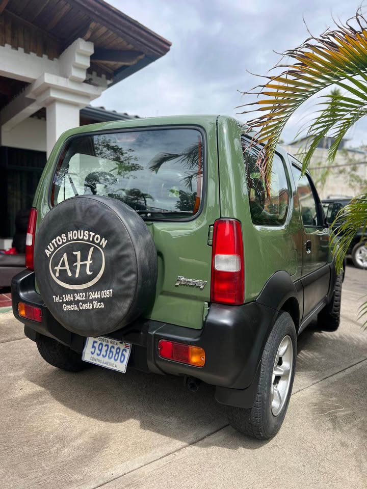 2005 Suzuki Jimny - foto 2