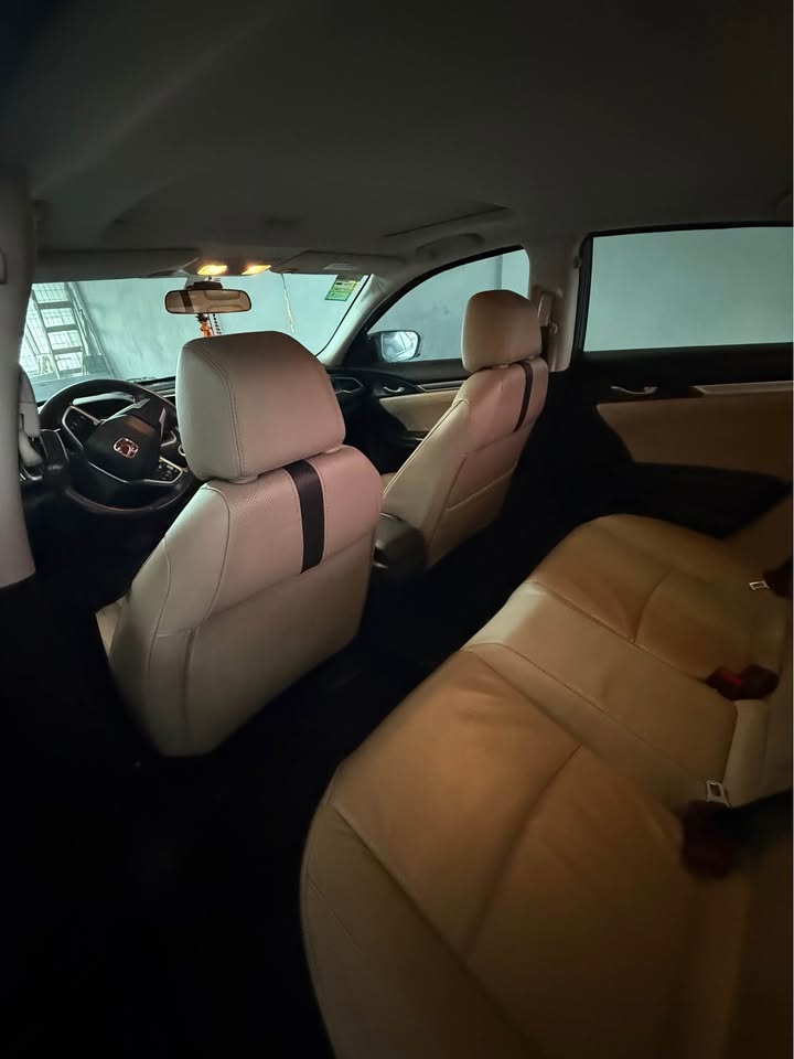 2016 Honda Civic - foto 3