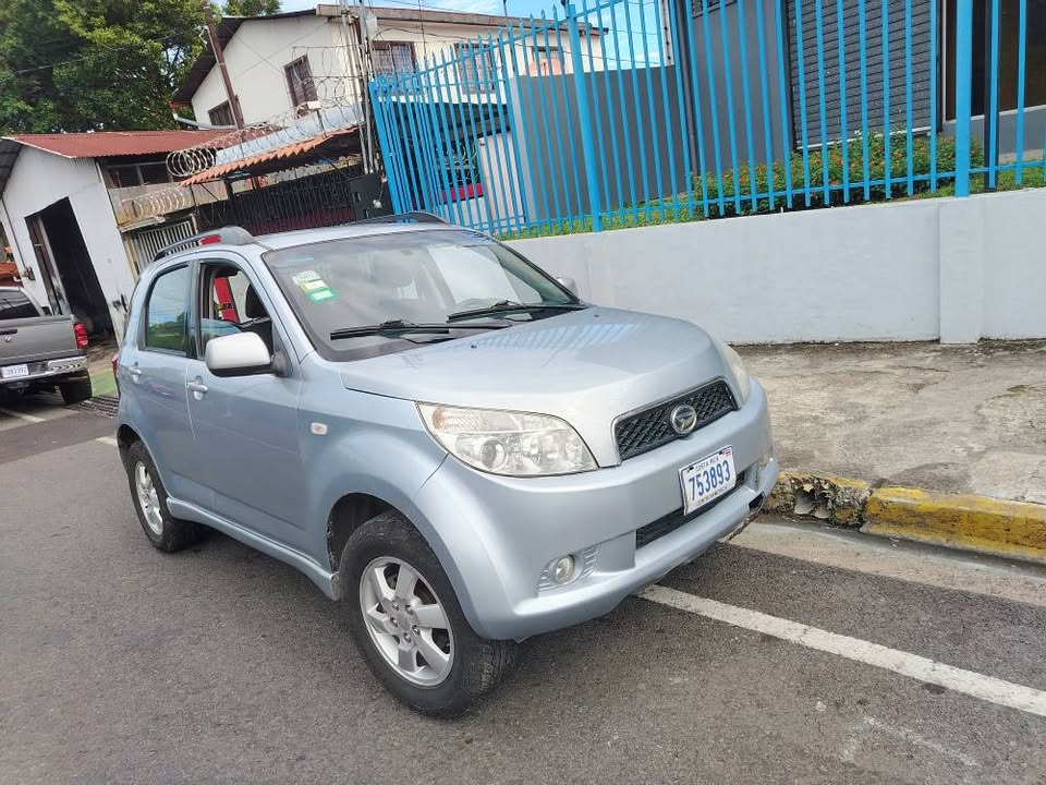 2008 Peugeot 2008 - foto 3