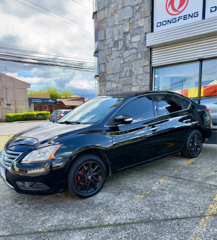 2016 Nissan Sentra - foto 2