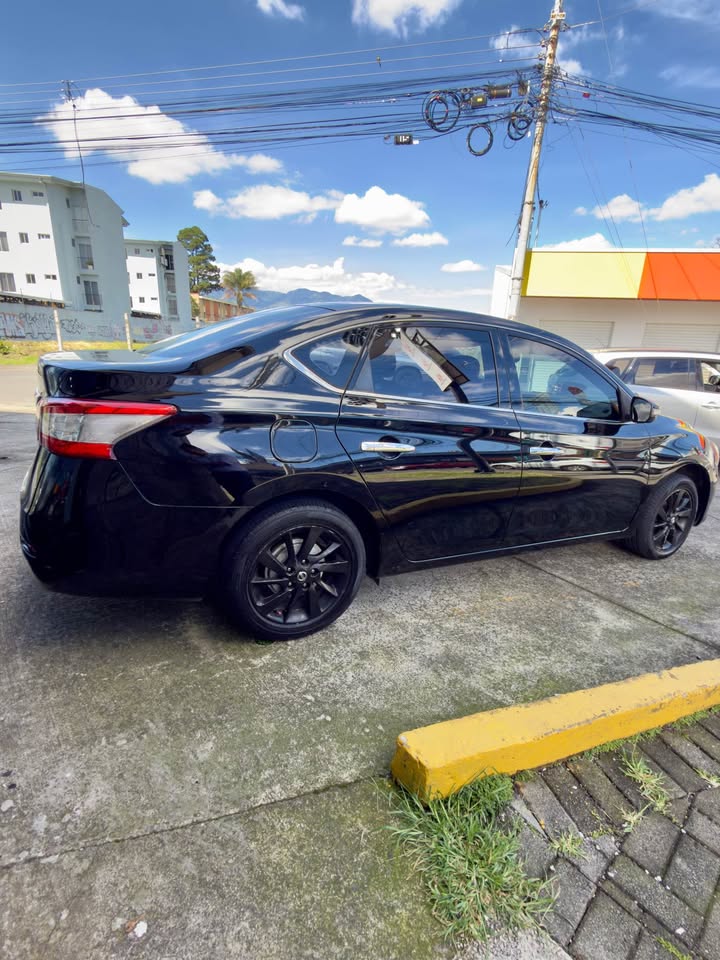 2016 Nissan Sentra - foto 5