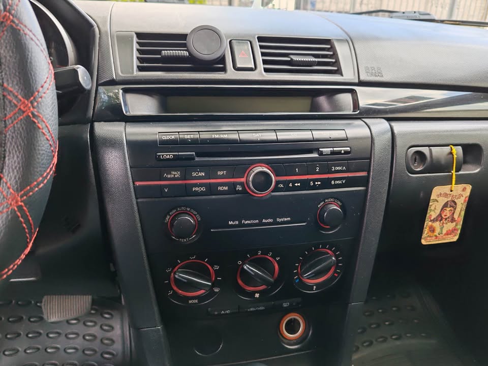 2005 Mazda Mazda3 - foto 2